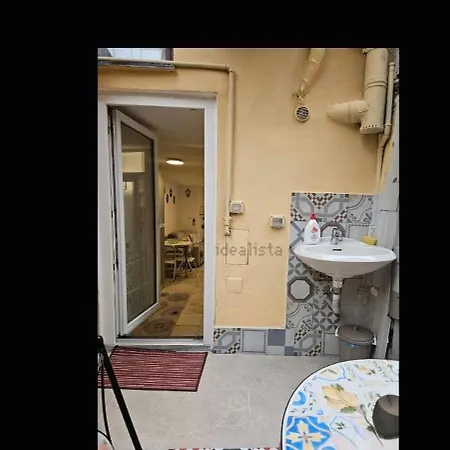 Casetta Sul Mare * סאבונה